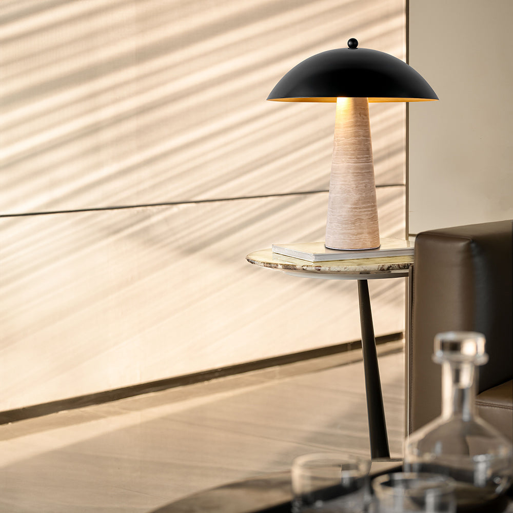 Vesper Luxe - edle Holz-Marmor-Tischlampe mit goldenem Innenfinish