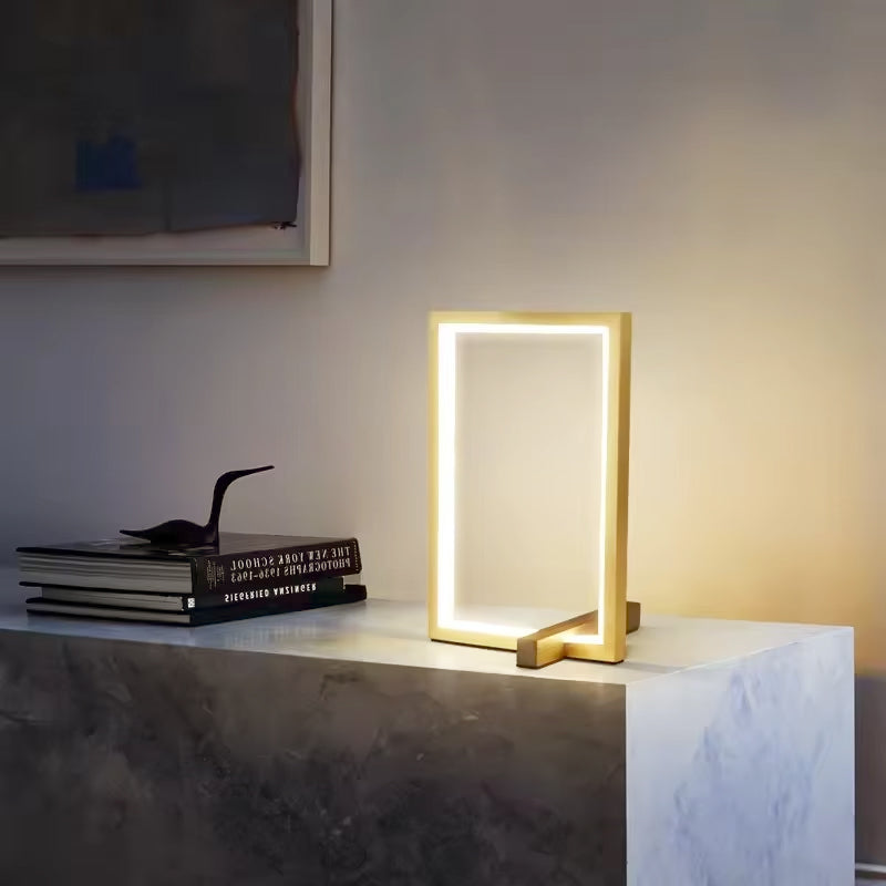 The Frame - gold-kupfrige, rahmenförmige LED-Highlightlampe