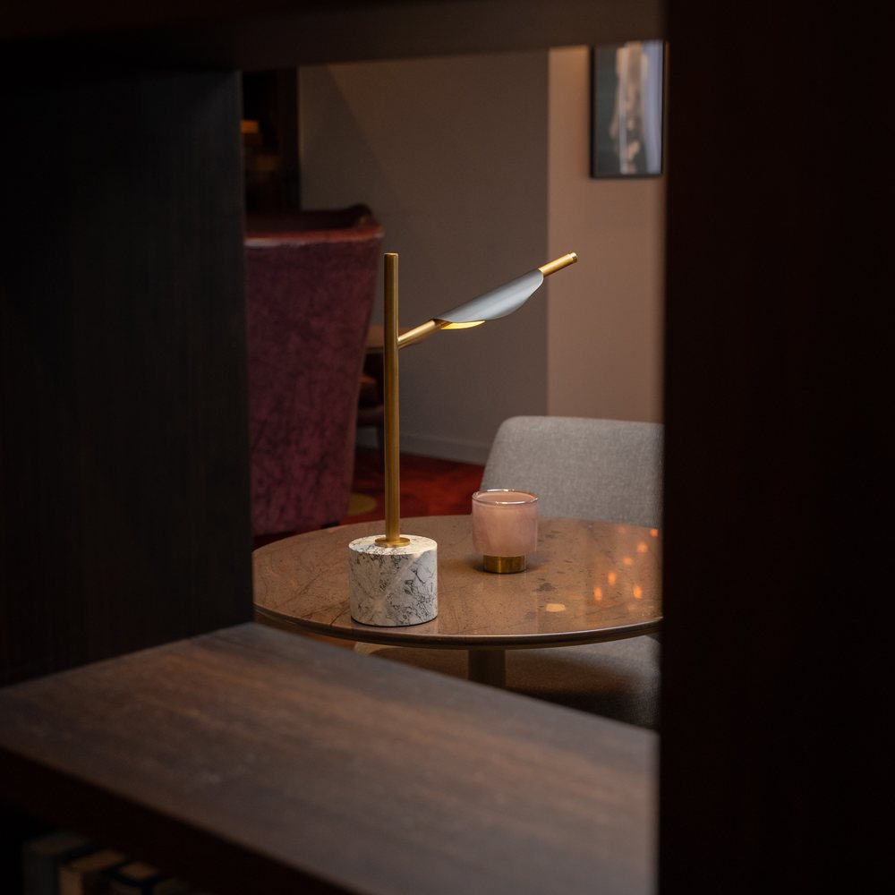 Eclipse Aura in der Lounge